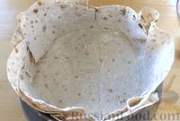 Фото приготовления рецепта: Пирог из лаваша с капустой и мясными фрикадельками - шаг №9