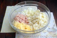 Фото приготовления рецепта: Рубленые куриные котлеты с цветной капустой и сыром - шаг №7