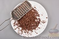 Фото приготовления рецепта: Запечённые груши со взбитыми сливками и шоколадом - шаг №5