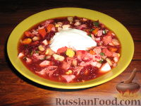 Фото к рецепту: Холодный суп на свекольно-овощном отваре