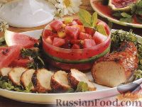 Фото к рецепту: Свиное филе на гриле с фруктовым салатом