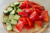 Фото приготовления рецепта: Холодный томатный суп с обжаренными баклажанами - шаг №5