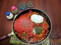Фото приготовления рецепта: Гречка с мясным фаршем, болгарским перцем и морковью - шаг №14
