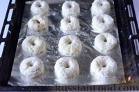 Фото приготовления рецепта: Бездрожжевые творожные пончики в духовке - шаг №10