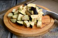 Фото приготовления рецепта: Овощное рагу с баклажанами, кабачками, копчёной грудинкой и маслинами - шаг №6