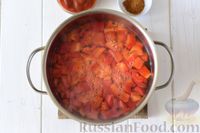 Фото приготовления рецепта: Картофельный суп с болгарским перцем и томатным соусом - шаг №4