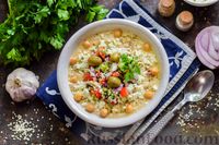 Фото приготовления рецепта: Холодный суп-пюре из нута с овощами, оливками, кунжутной пастой и фетой - шаг №13