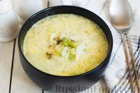 Фото к рецепту: Суп с вермишелью, кабачком и твёрдым сыром