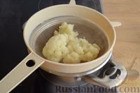 Фото приготовления рецепта: Овощное рагу с баклажанами, кабачками и цветной капустой - шаг №3