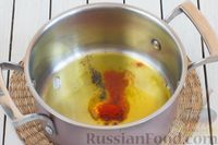 Фото приготовления рецепта: Томатный суп с консервированным горошком и адыгейским сыром - шаг №5