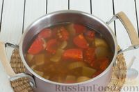 Фото приготовления рецепта: Чечевичный суп-пюре с помидорами - шаг №5