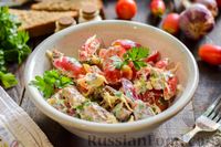 Фото приготовления рецепта: Салат с говядиной, помидорами и сыром - шаг №11