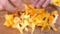 Фото приготовления рецепта: Жареный картофель с лесными грибами - шаг №2