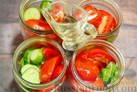 Фото приготовления рецепта: Салат из помидоров и огурцов (на зиму) - шаг №7