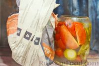Фото приготовления рецепта: Салат из помидоров и огурцов (на зиму) - шаг №12