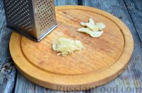 Фото приготовления рецепта: Голени индейки в сметанно-горчичном соусе, запечённые с картофелем - шаг №2