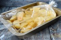 Фото приготовления рецепта: Голени индейки в сметанно-горчичном соусе, запечённые с картофелем - шаг №9