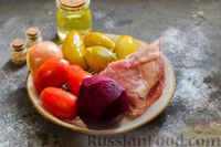 Фото приготовления рецепта: Cвинина, тушенная со свёклой, солёными огурцами и помидорами - шаг №1