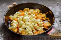 Фото приготовления рецепта: Картофельная запеканка с мясным фаршем, сыром и помидорами - шаг №13