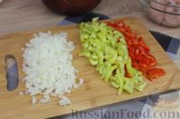 Фото приготовления рецепта: Макароны с фаршем и сладким перцем в томатном соусе - шаг №3