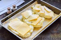 Фото приготовления рецепта: "Стейки" из цветной капусты с грибами и сыром, в духовке - шаг №9