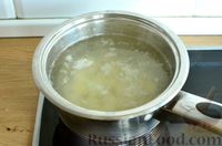 Фото приготовления рецепта: Тушёная капуста с картошкой - шаг №2