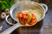 Фото приготовления рецепта: Куриный суп с зелёными помидорами и капустой - шаг №13