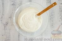 Фото приготовления рецепта: Эстонский кекс на яичных белках, с изюмом - шаг №10