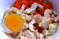 Фото приготовления рецепта: Яблочно-тыквенный джем с апельсином и корицей - шаг №8