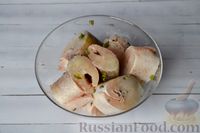 Фото приготовления рецепта: Рыба, запечённая с тыквой и сладким перцем - шаг №4