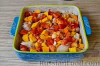 Фото приготовления рецепта: Запеканка с курицей, тыквой и помидорами - шаг №10
