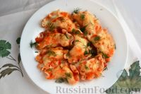 Фото к рецепту: Вареники с картошкой, в томатном соусе