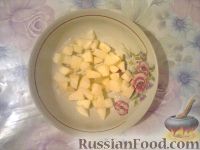 Фото приготовления рецепта: Сладкий рис с яблоками и мандаринами - шаг №1