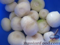 Фото приготовления рецепта: Салат из огурцов на зиму  «Зимний король» - шаг №4