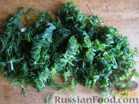 Фото приготовления рецепта: Салат из огурцов на зиму  «Зимний король» - шаг №7