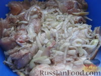 Фото приготовления рецепта: Шашлык куриный на сковороде - шаг №4