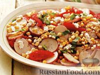 Фото к рецепту: Салат картофельный с помидорами и кукурузой