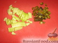 Фото приготовления рецепта: Окрошка на томатном соке - шаг №3