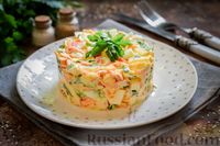 Фото к рецепту: Салат с крабовыми палочками, плавленым сыром и морковью