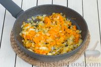 Фото приготовления рецепта: Ячневая каша с луково-морковной подливкой - шаг №5