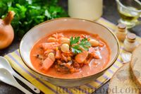 Фото приготовления рецепта: Свекольный суп с шампиньонами и фасолью - шаг №16