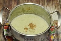 Фото приготовления рецепта: Суп-пюре из брюссельской капусты со сметаной - шаг №15