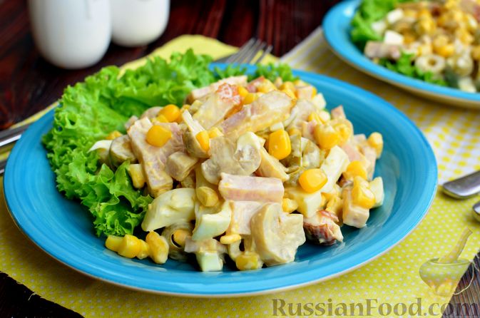 Грибной салат с кукурузой и рисом