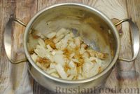 Фото приготовления рецепта: Грибной суп с беконом, горчицей и сметаной - шаг №4