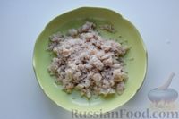 Фото приготовления рецепта: Гречневый суп с тыквой и рыбными фрикадельками - шаг №7
