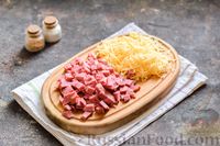 Фото приготовления рецепта: Рулеты из лаваша с тыквой, копчёной колбасой и сыром - шаг №8