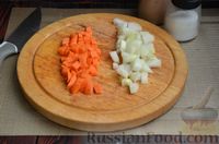 Фото приготовления рецепта: Куриные голени, тушенные с нутом и овощами - шаг №4
