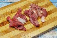 Фото приготовления рецепта: Бефстроганов с гречкой и лисичками - шаг №3