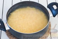 Фото приготовления рецепта: Гороховый суп-пюре со сливками и плавленым сыром - шаг №2
