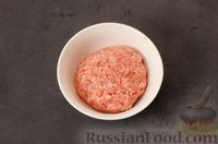 Фото приготовления рецепта: Суп с мясными фрикадельками и яично-сметанной заправкой - шаг №6